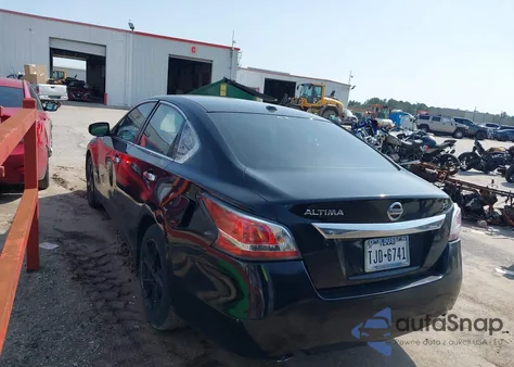 2015 Nissan Altima 2.5 Sv from USA, damaged, VIN 1N4AL3AP9FC470288